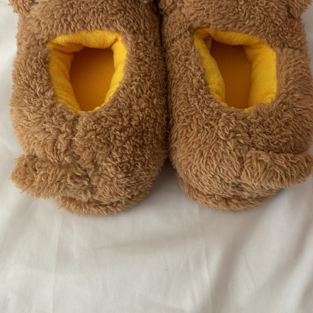 ❤️3 for $15!❤️ 
Adorable Dearfoam slippers, size4/5! Puppies! - Picture 5 of 6